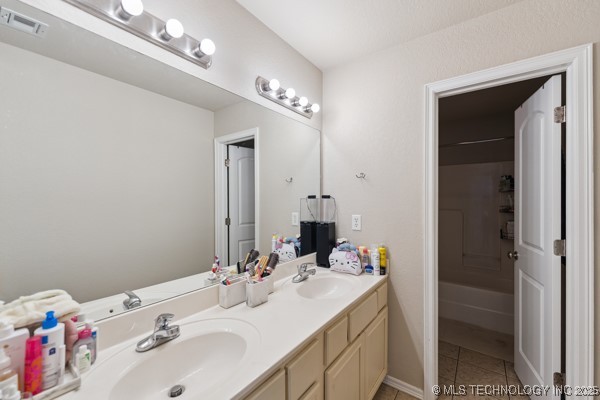 20208 E 37th Street S Property Photo 19