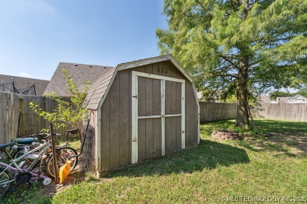 20208 E 37th Street S Property Photo 31