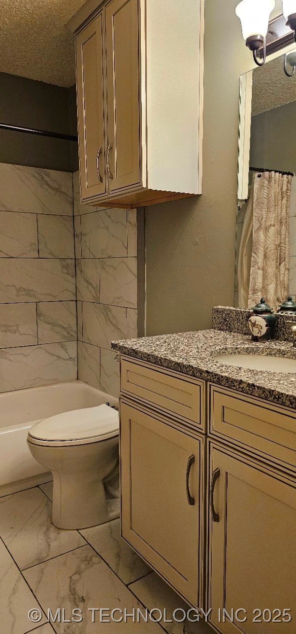 6716 S Lewis Avenue 603 Property Photo 7