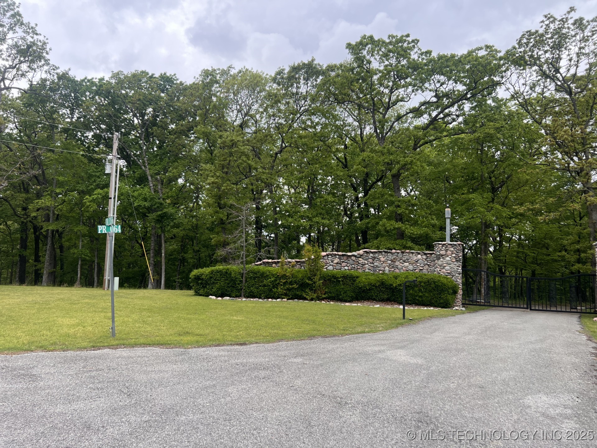 356 Property Photo 4