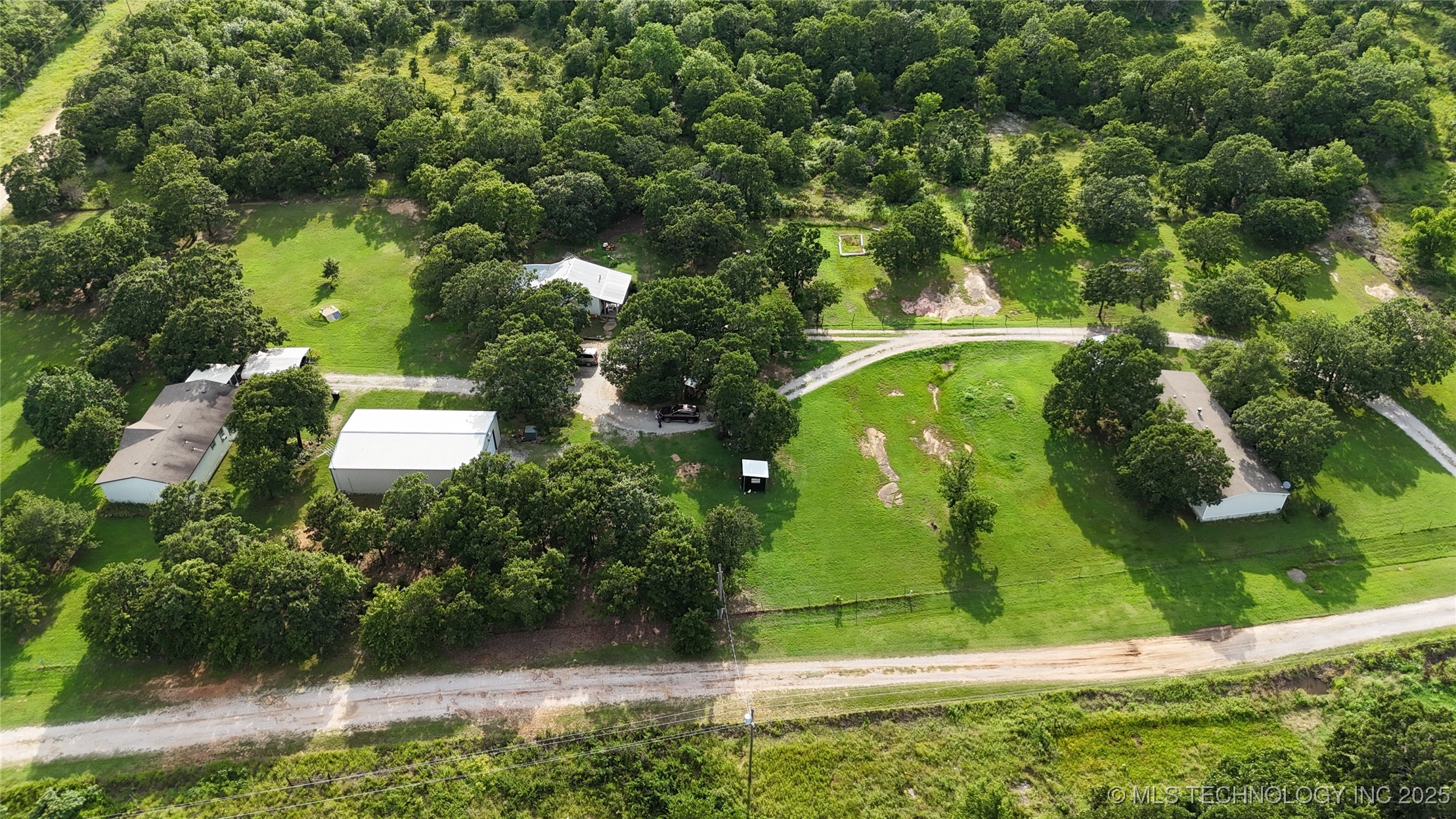 2399 County Road 1405 Property Photo 7