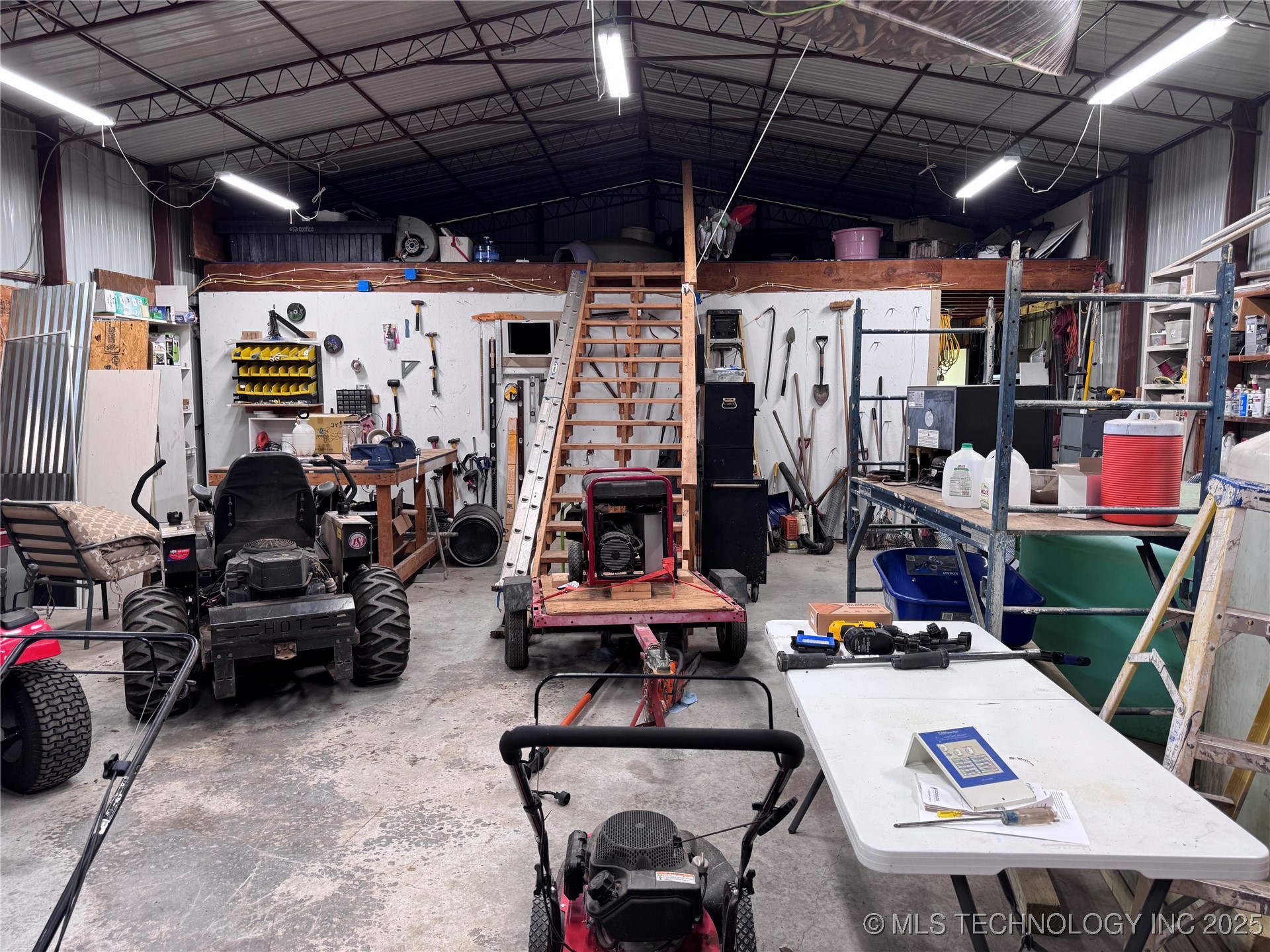 2399 County Road 1405 Property Photo 14