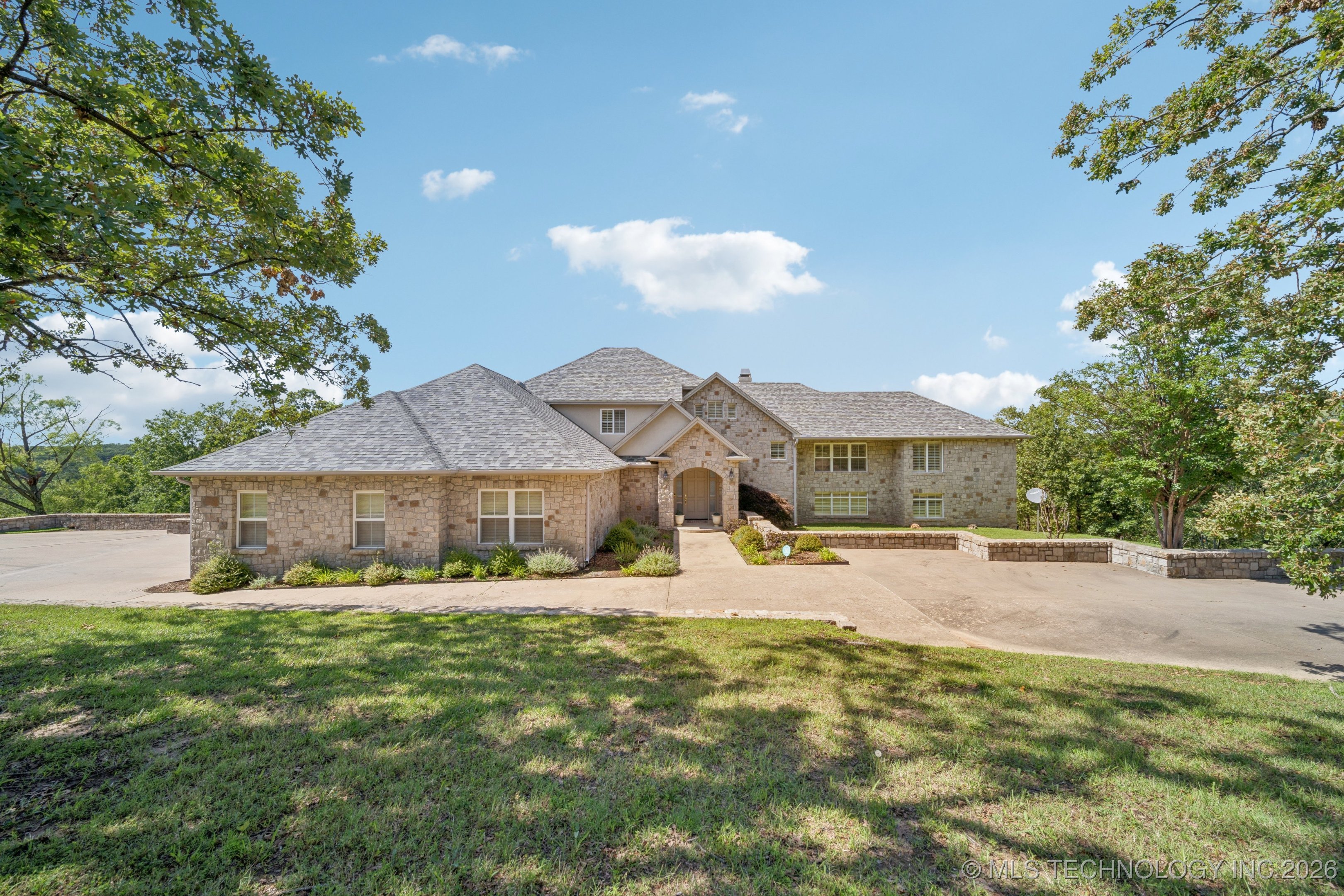 238 Keypoint Drive Property Photo 10