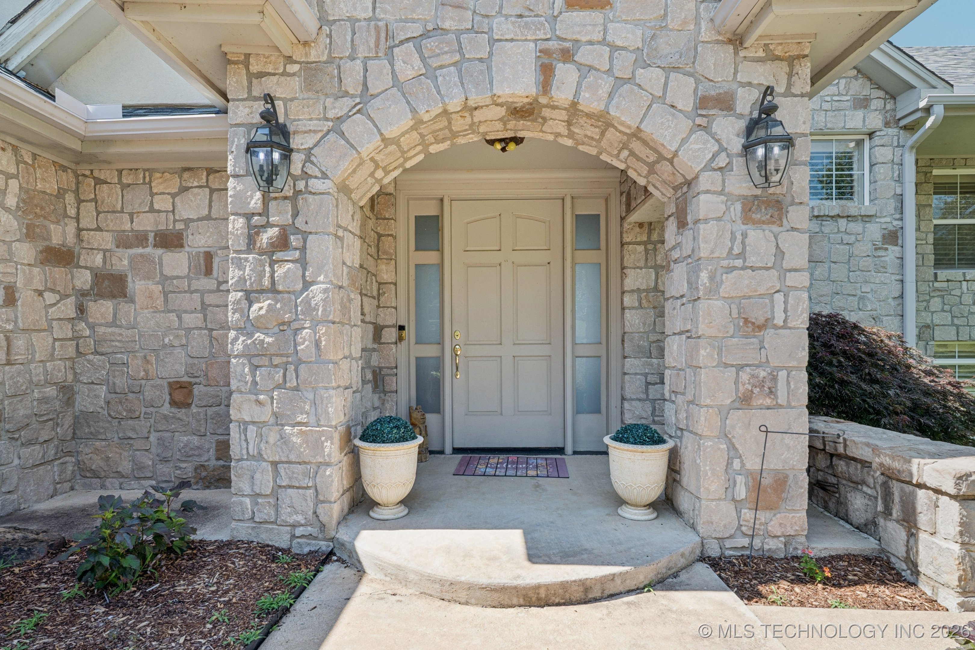 238 Keypoint Drive Property Photo 11