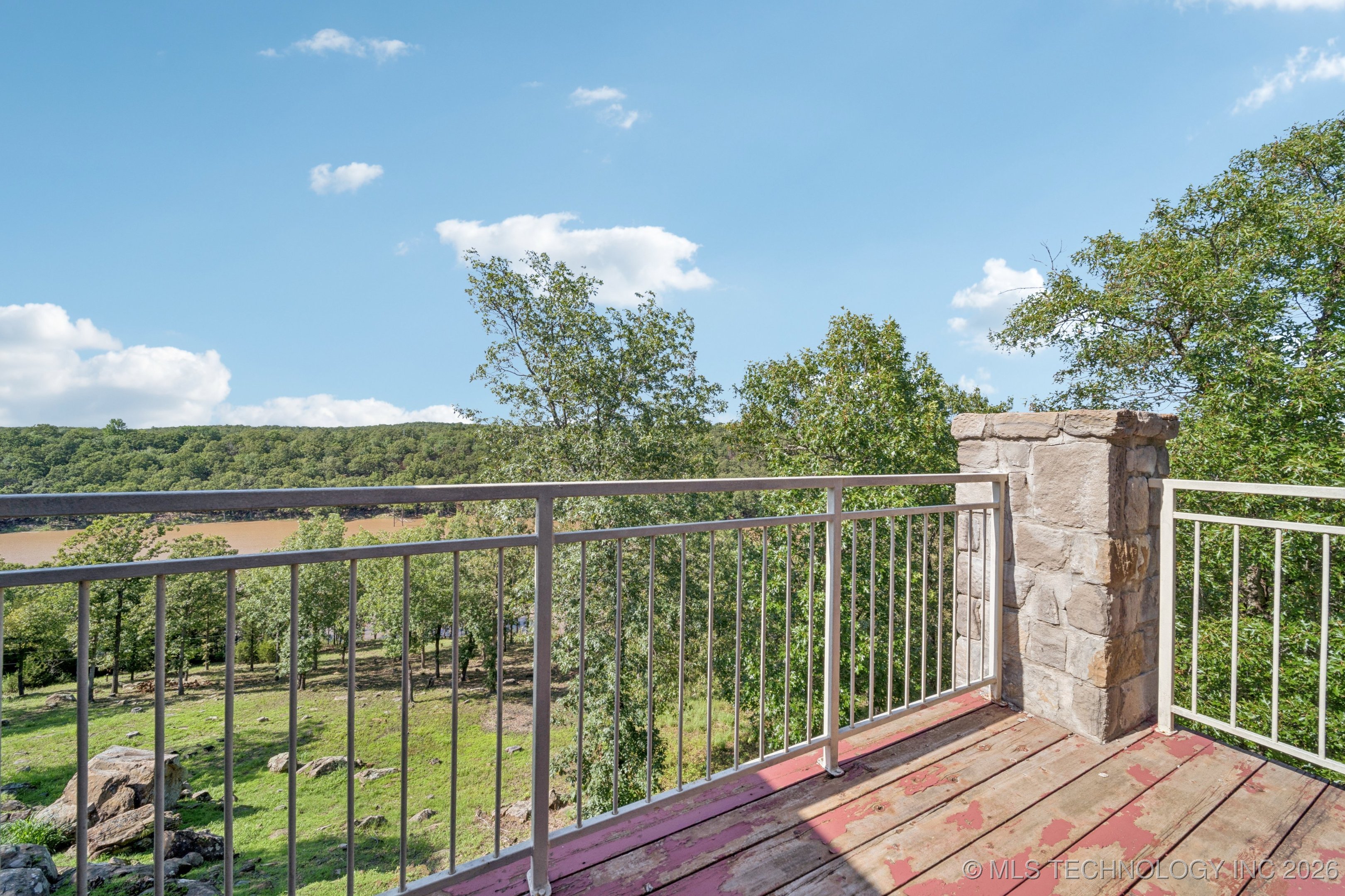 238 Keypoint Drive Property Photo 45