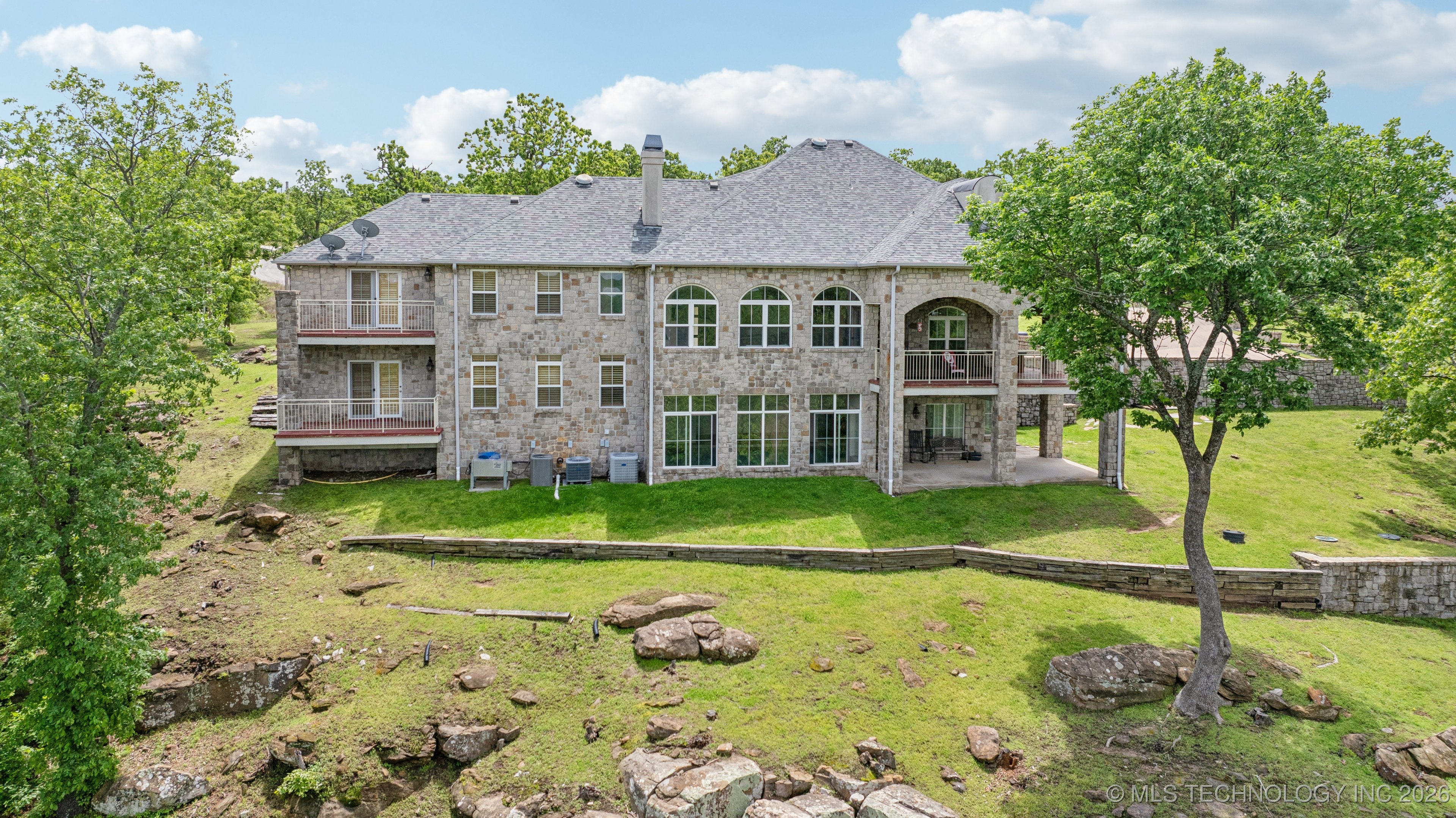 238 Keypoint Drive Property Photo 54