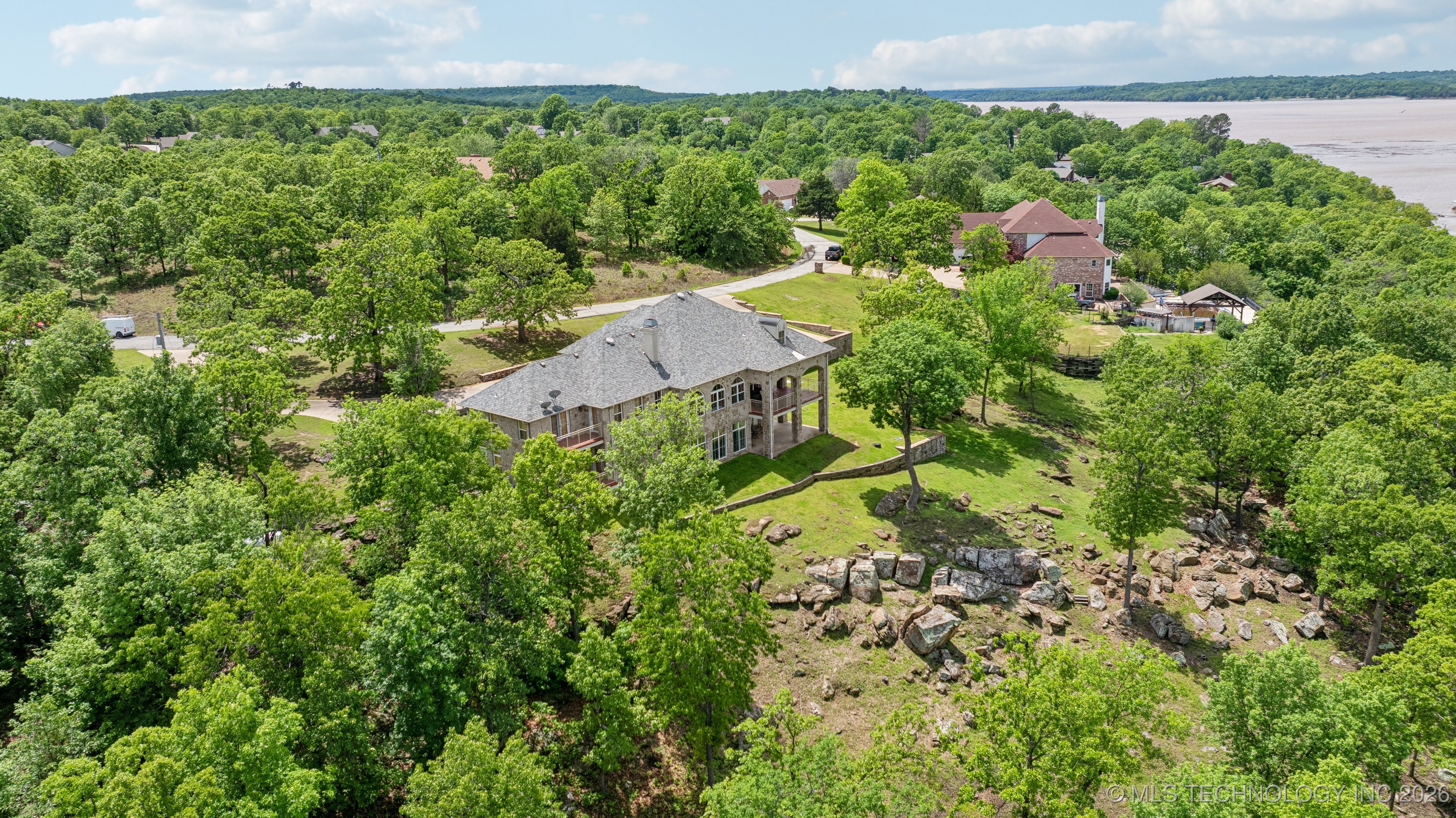 238 Keypoint Drive Property Photo 61