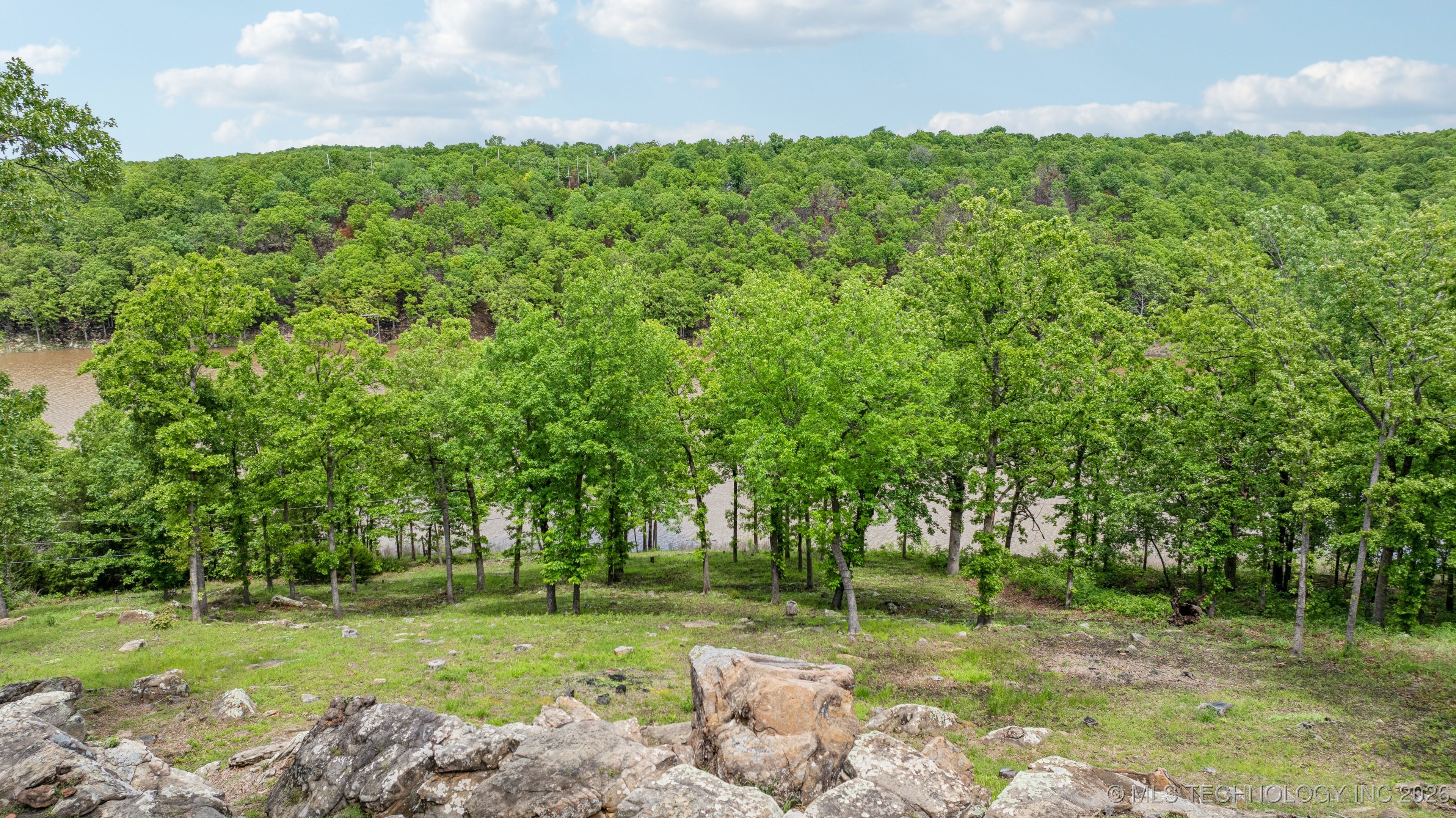 238 Keypoint Drive Property Photo 64