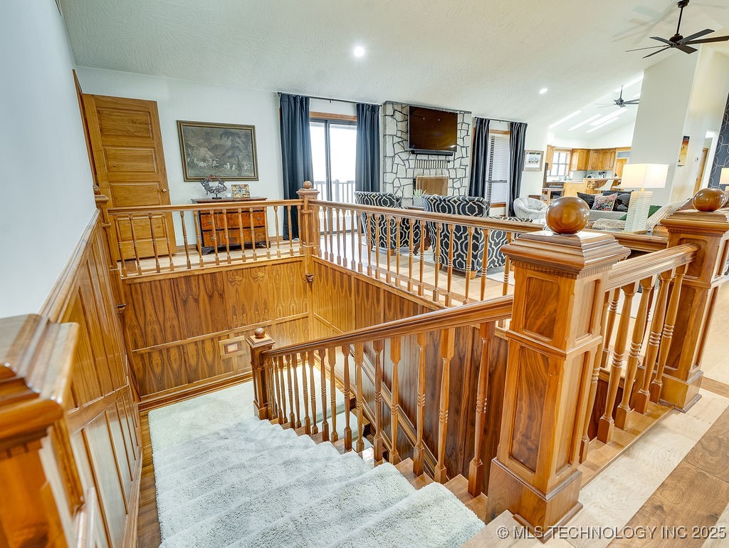 100 E Kings Property Photo 11