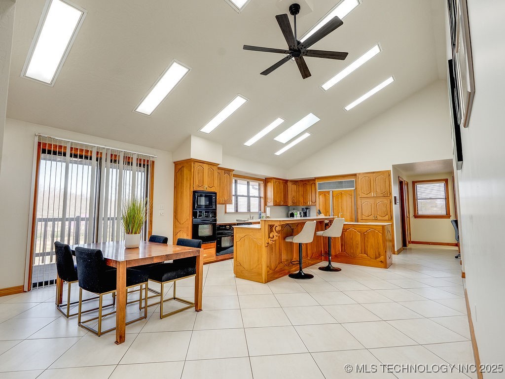 100 E Kings Property Photo 20