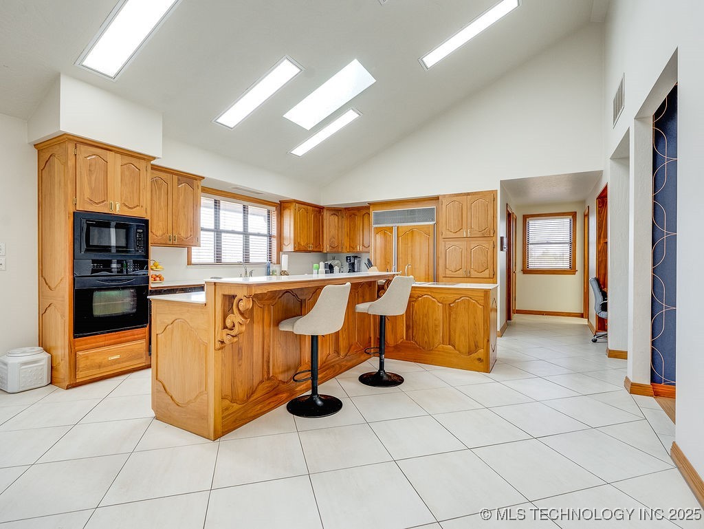 100 E Kings Property Photo 21