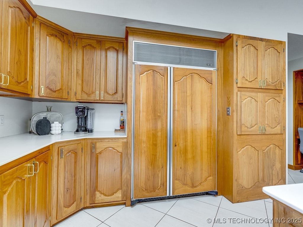 100 E Kings Property Photo 24