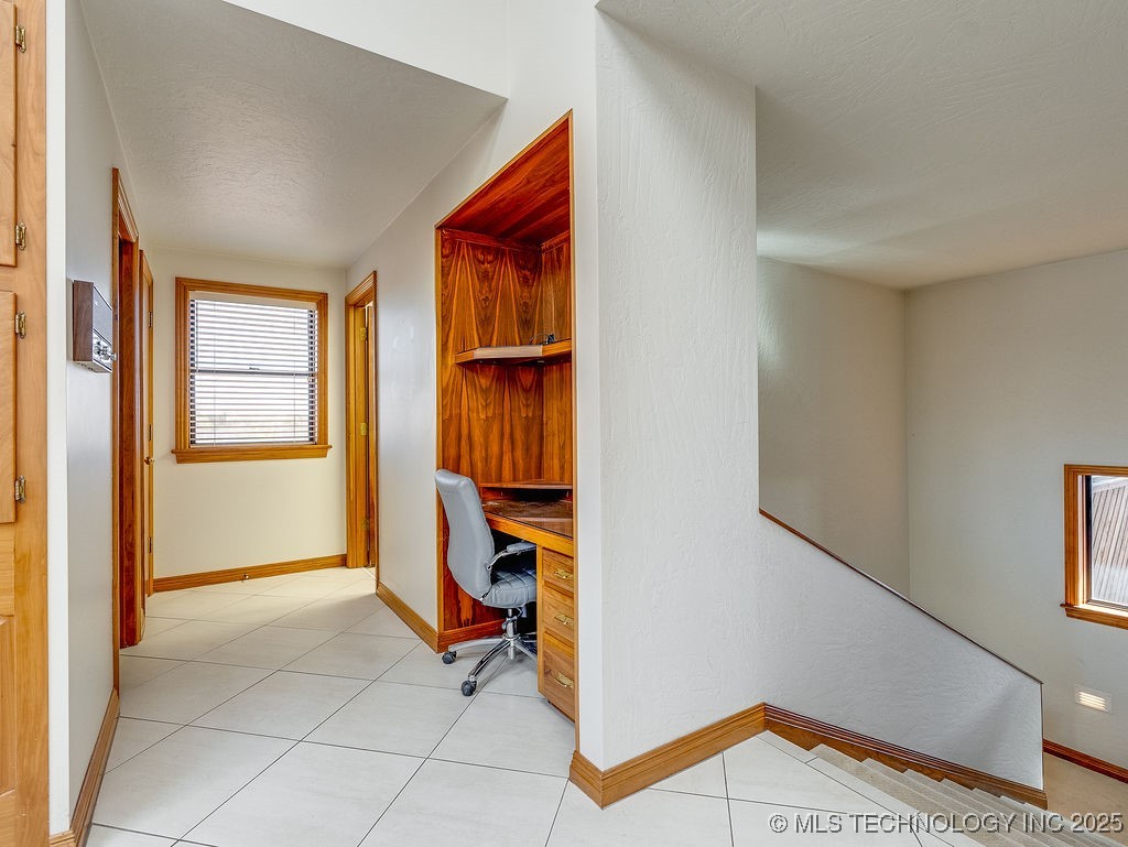 100 E Kings Property Photo 26