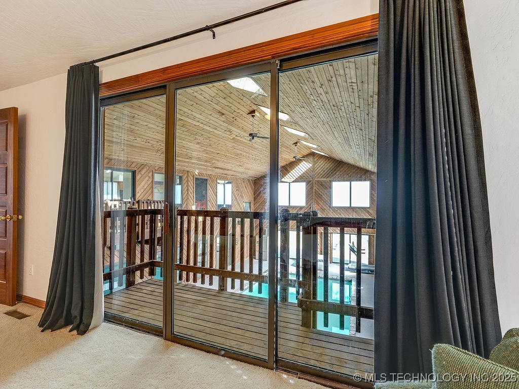 100 E Kings Property Photo 30