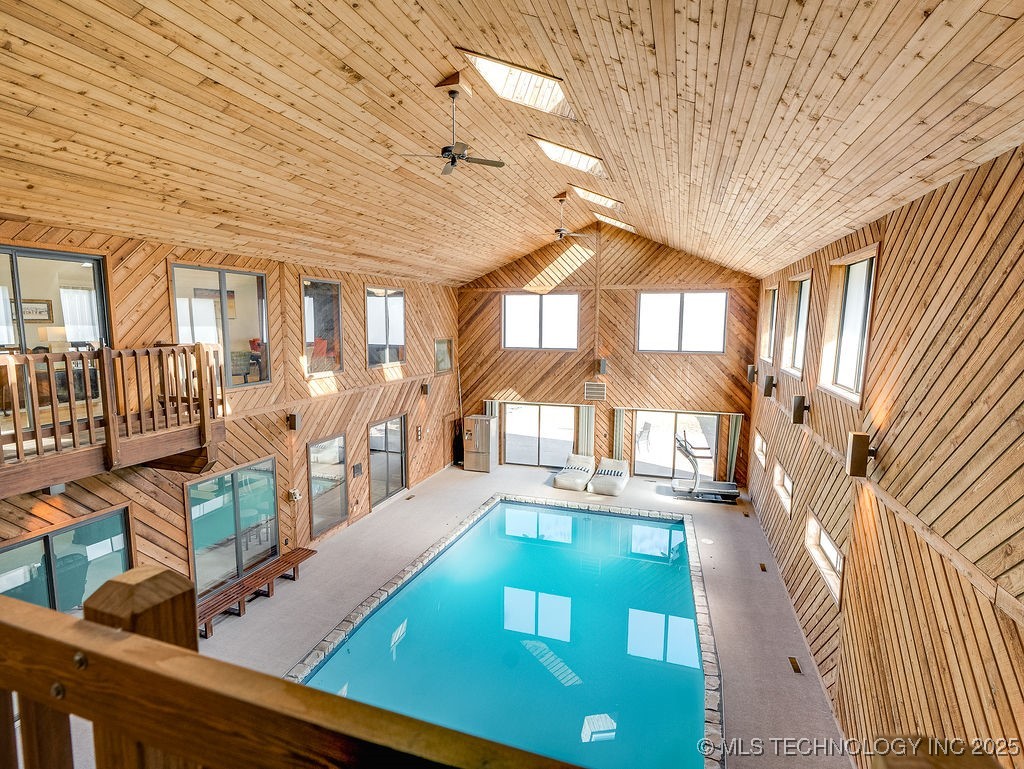 100 E Kings Property Photo 31