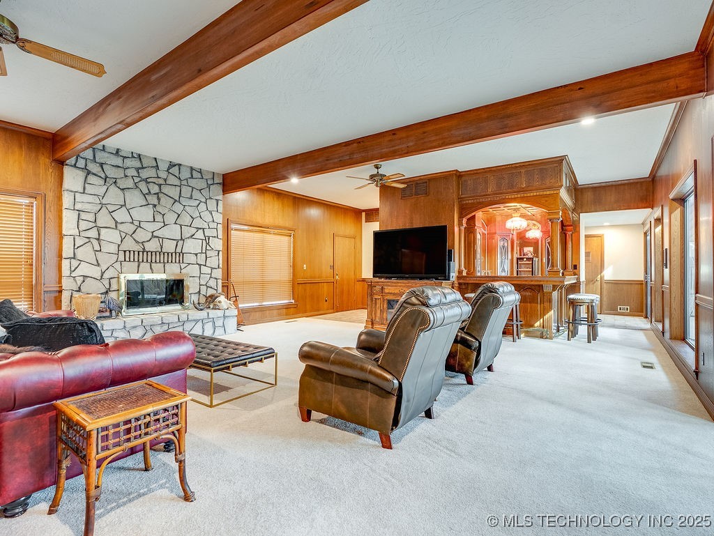 100 E Kings Property Photo 42