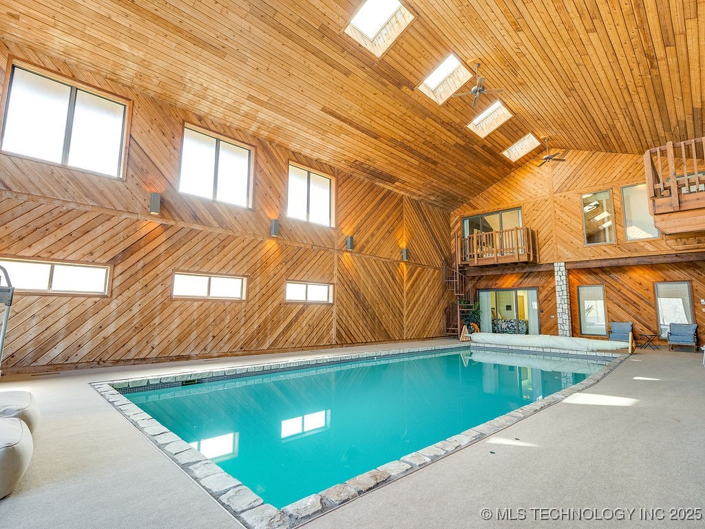 100 E Kings Property Photo 48