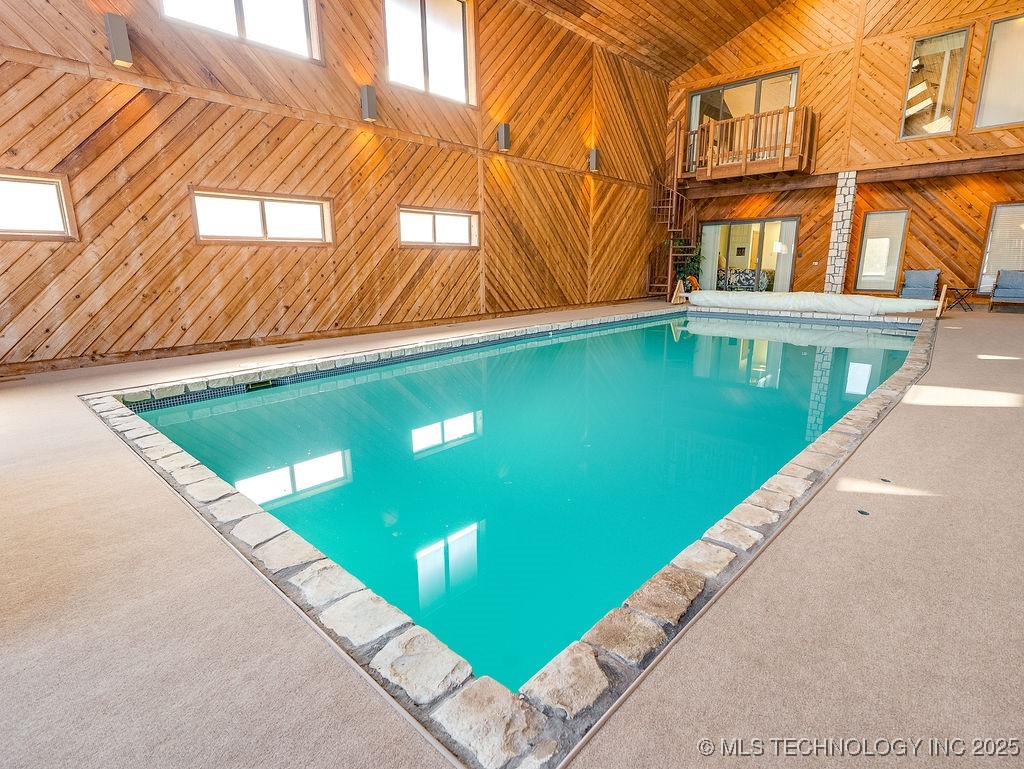 100 E Kings Property Photo 49