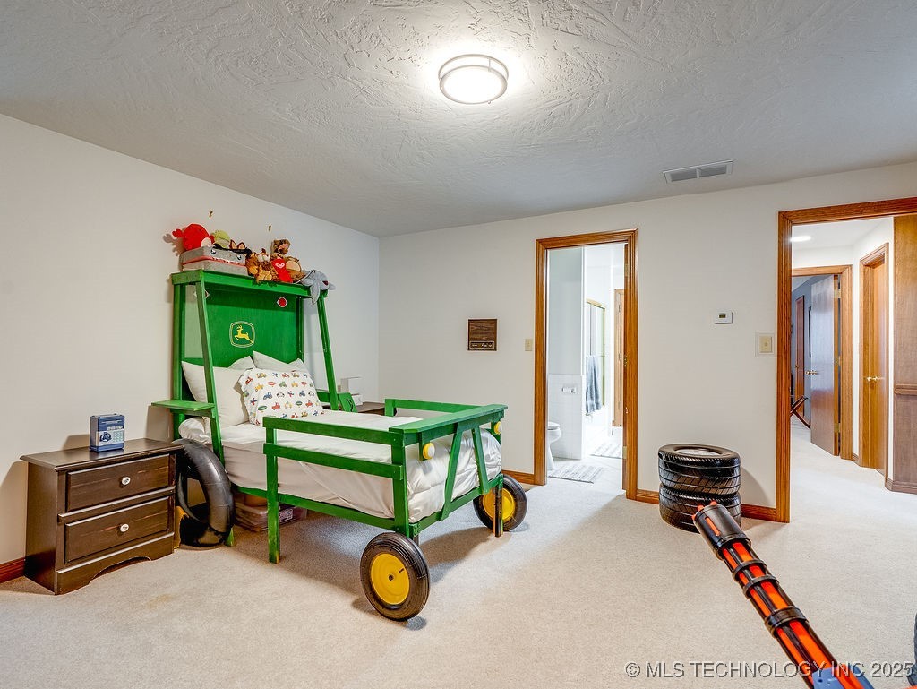 100 E Kings Property Photo 54