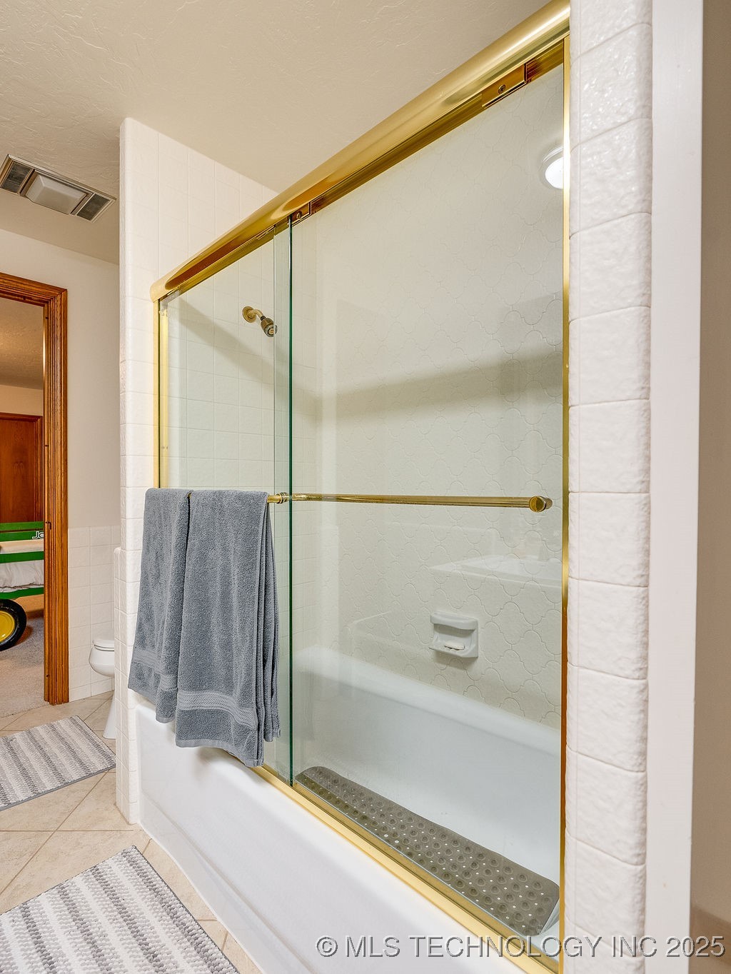 100 E Kings Property Photo 56