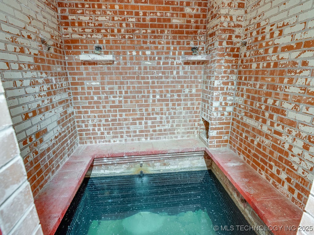 100 E Kings Property Photo 66