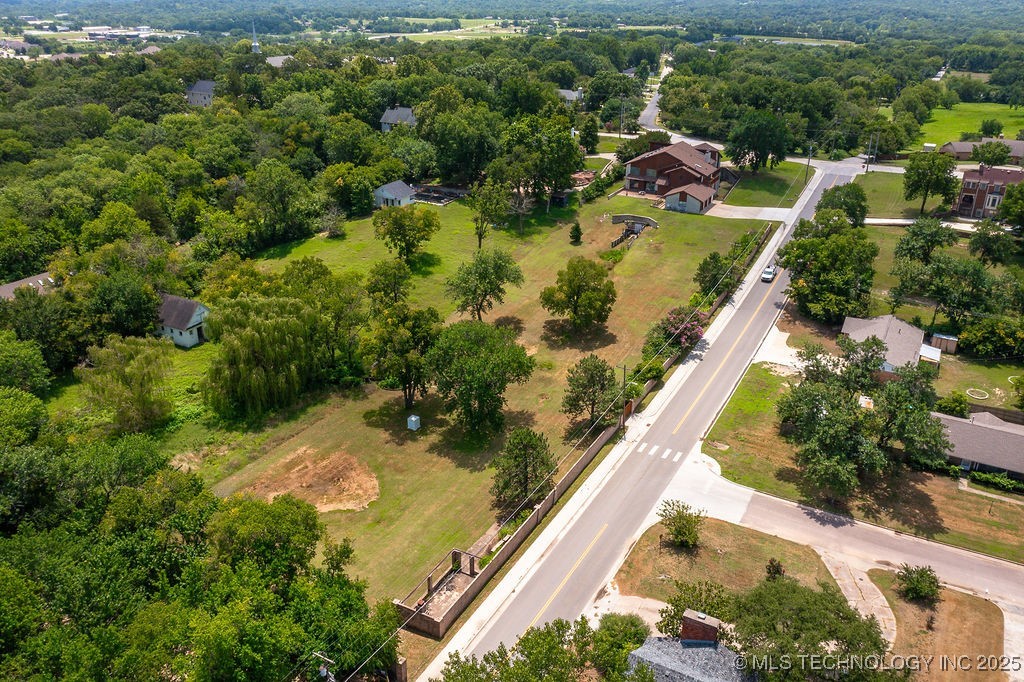 100 E Kings Property Photo 81