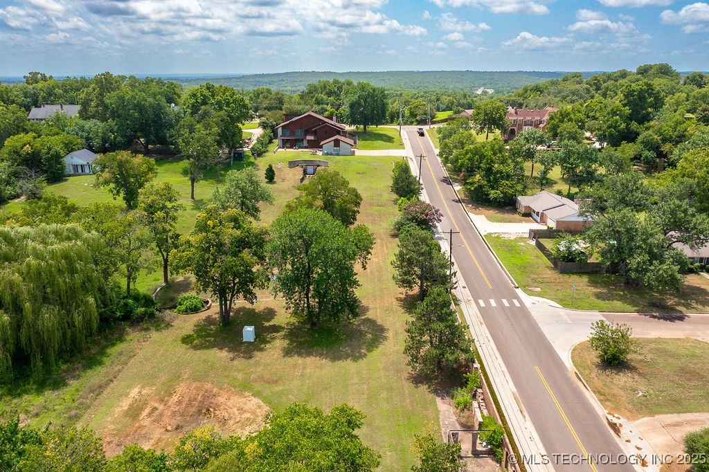 100 E Kings Property Photo 83