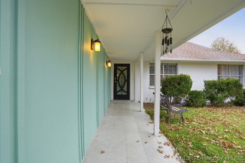 3305 S Ash Place Property Photo 6