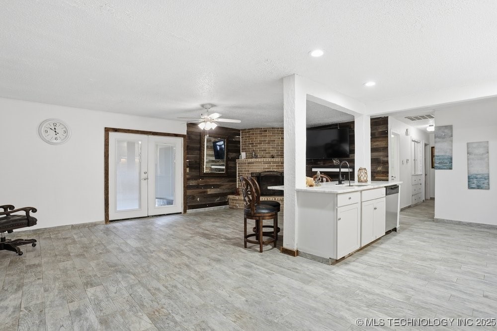 3305 S Ash Place Property Photo 7