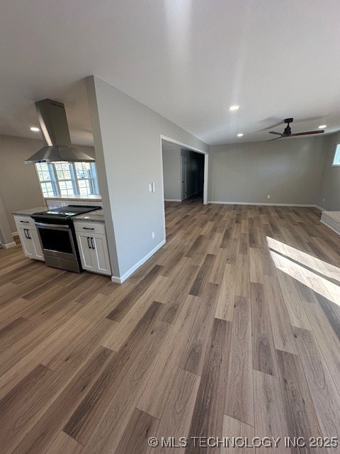 16 Rondel Property Photo 6