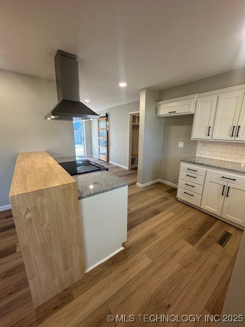 16 Rondel Property Photo 8