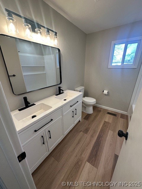 16 Rondel Property Photo 24