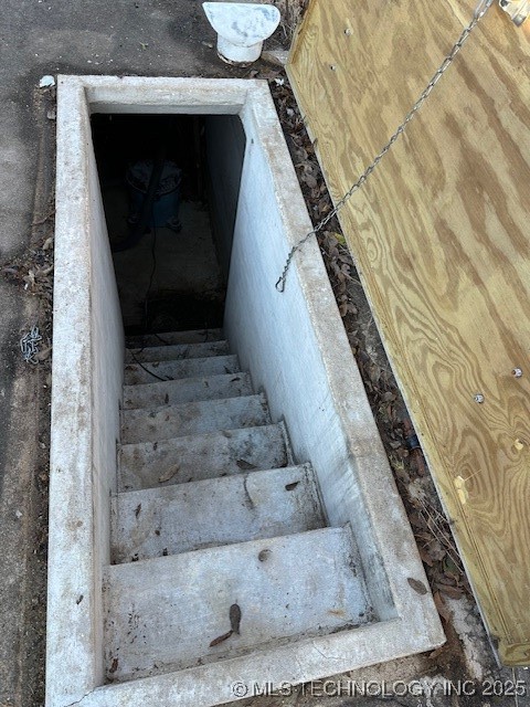 16 Rondel Property Photo 32