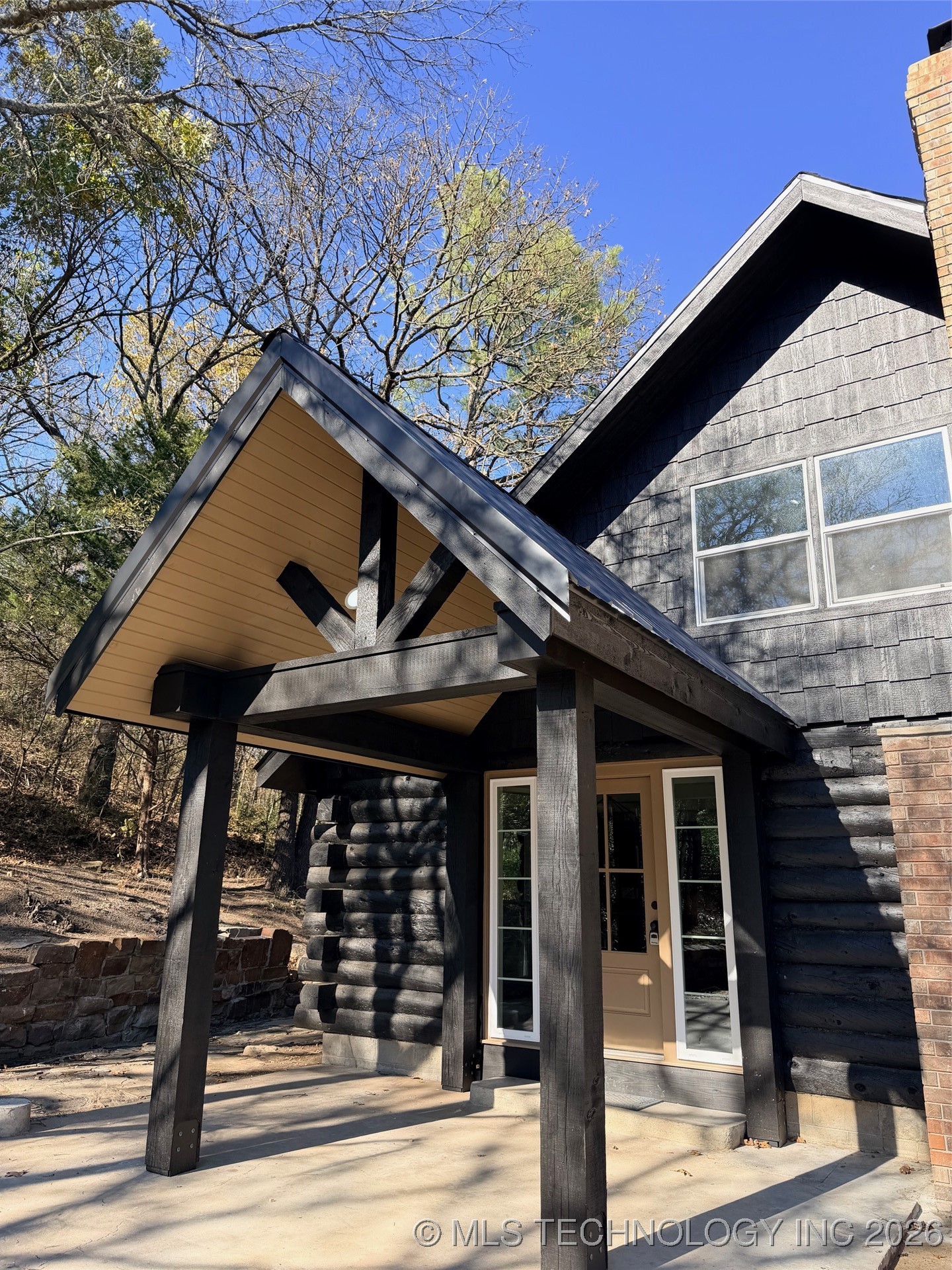 1209 W Ragan Street Property Photo 4