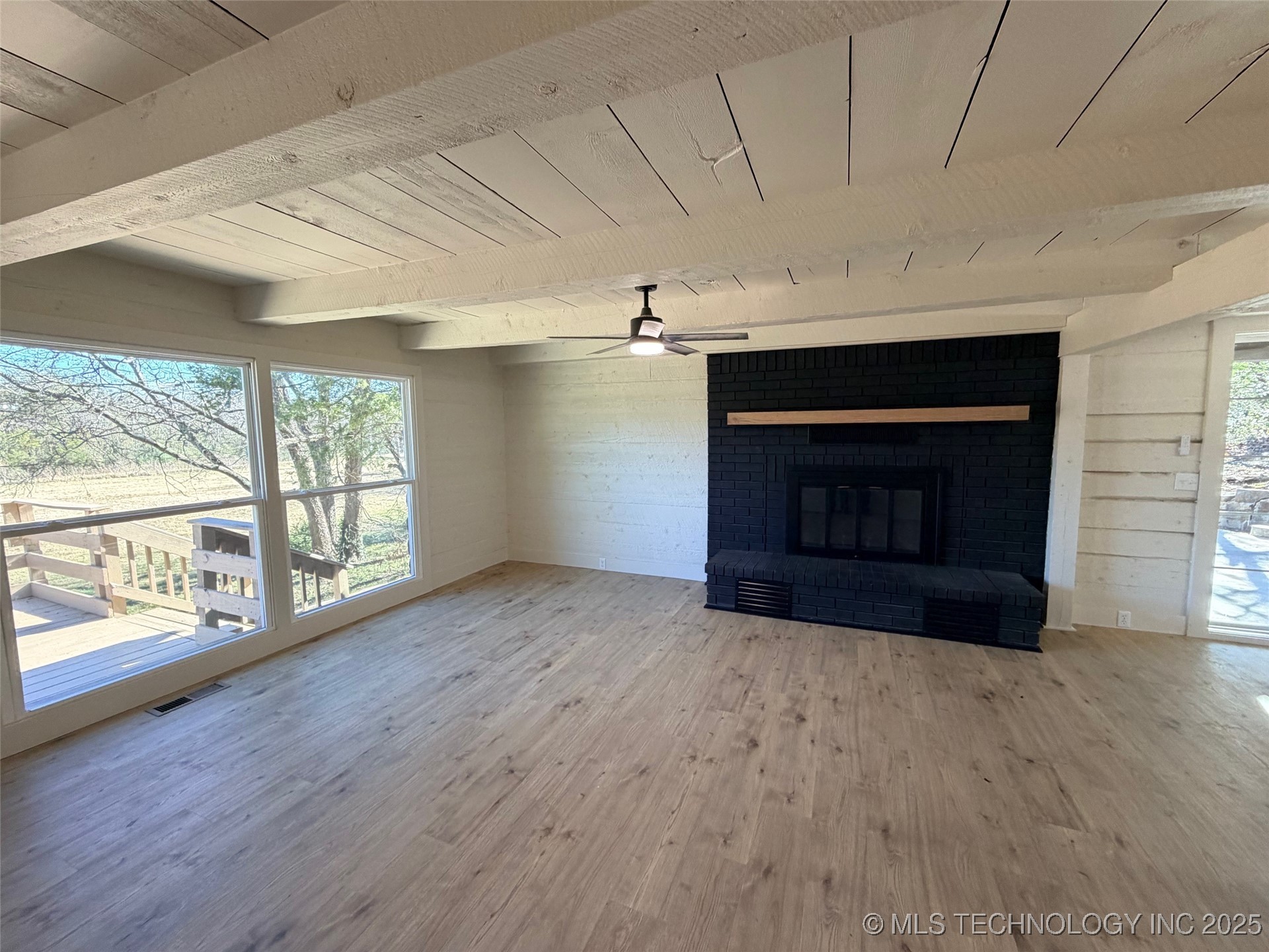 1209 W Ragan Street Property Photo 5