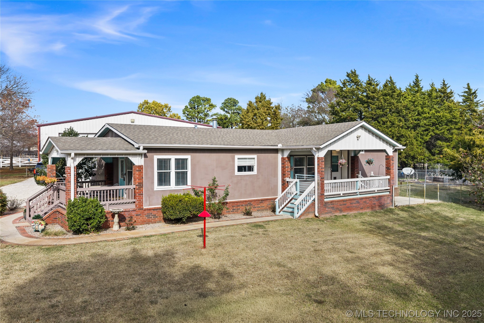 13946 Bear Run Property Photo 2