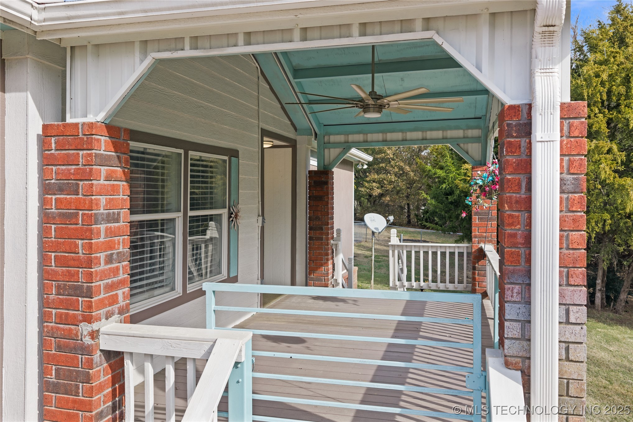 13946 Bear Run Property Photo 3