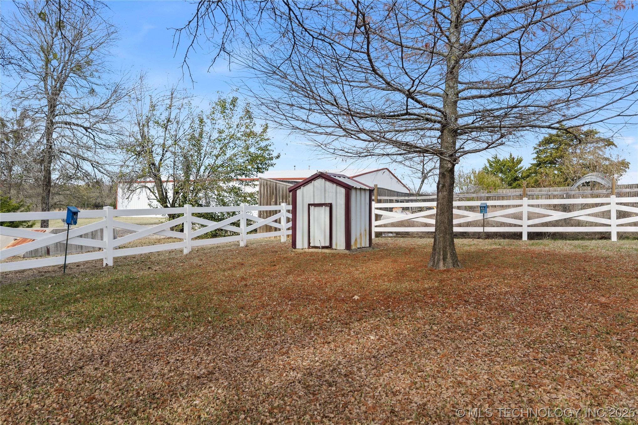 13946 Bear Run Property Photo 8