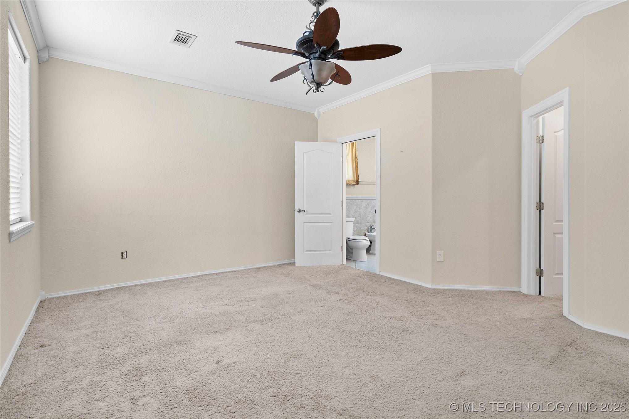 1717 Red Oak Street Property Photo 14