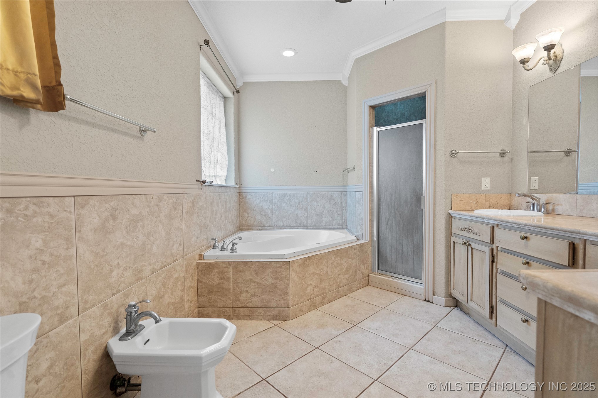 1717 Red Oak Street Property Photo 16