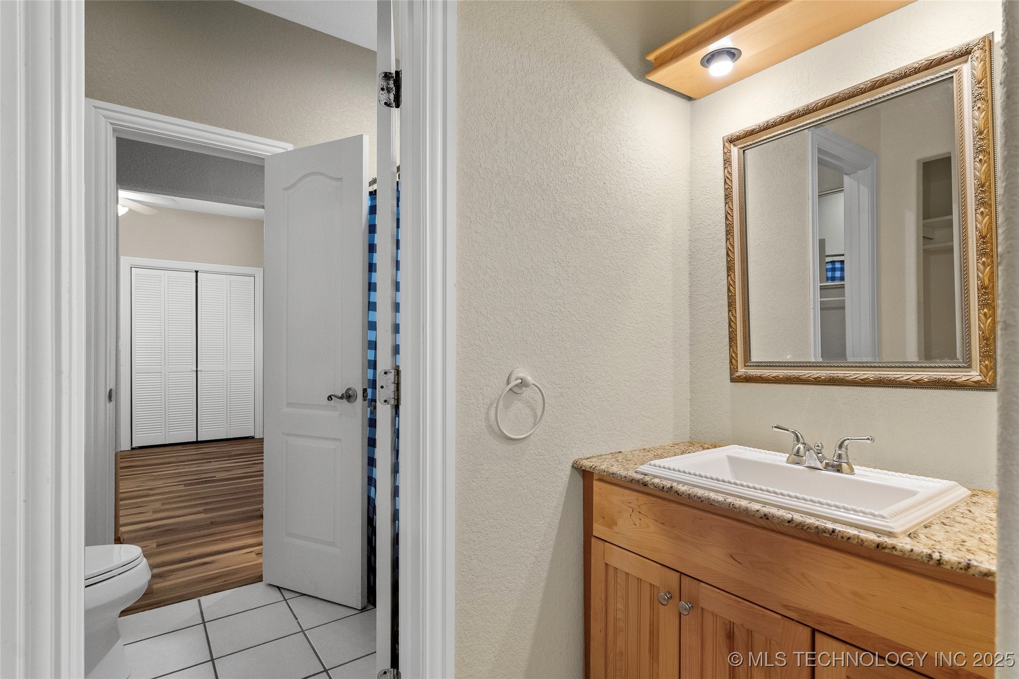 1717 Red Oak Street Property Photo 22