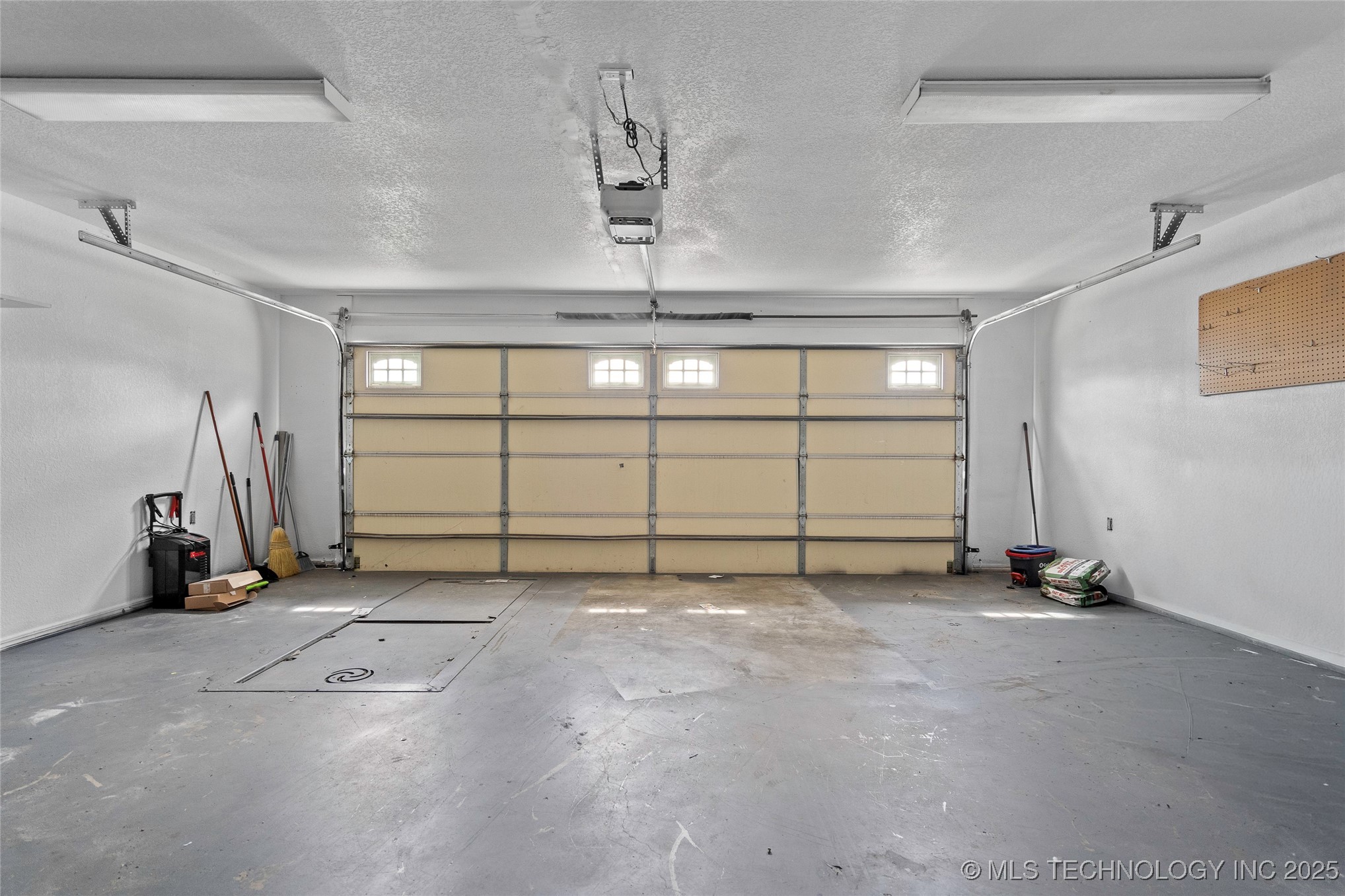 1717 Red Oak Street Property Photo 30