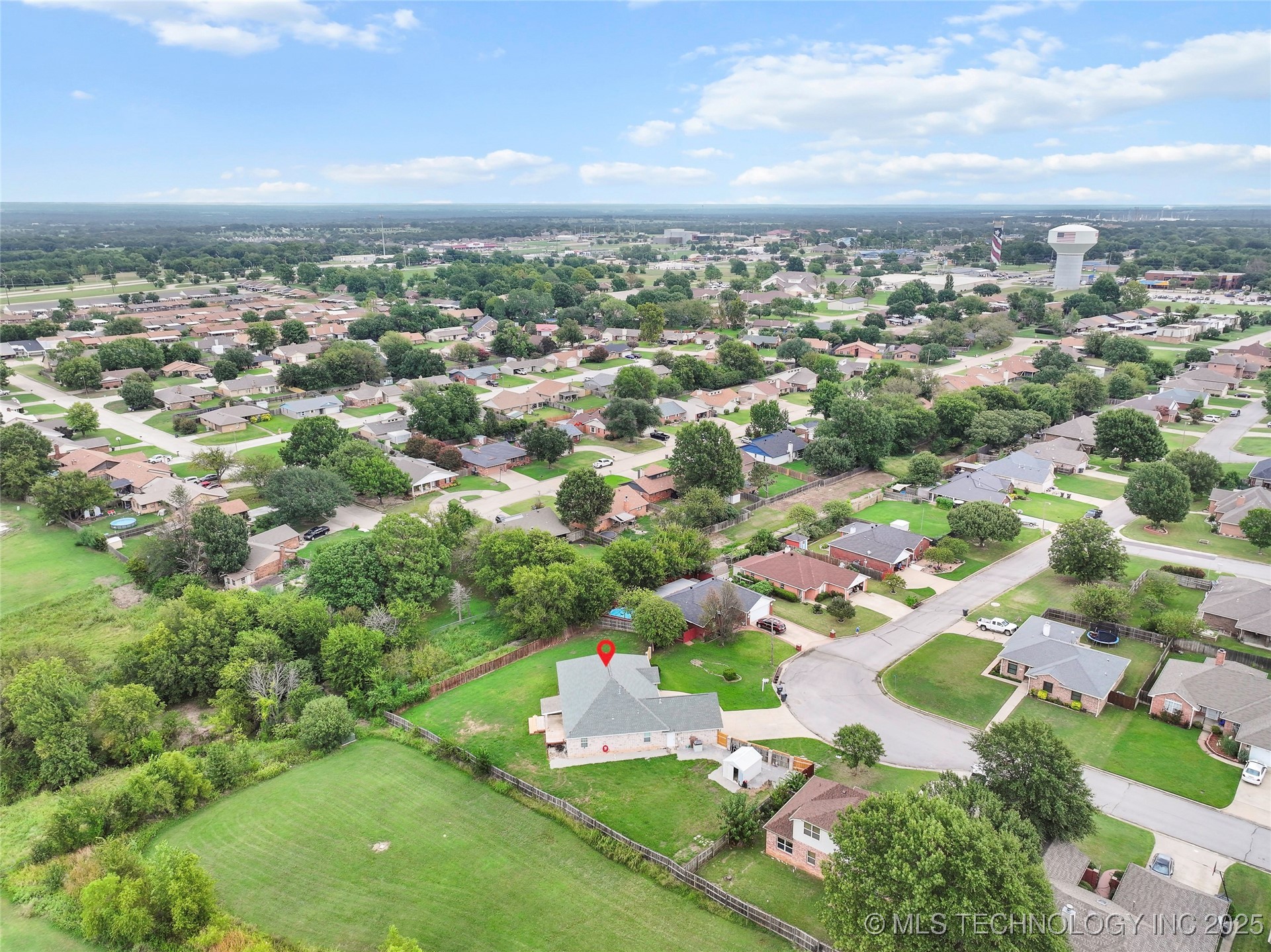 1717 Red Oak Street Property Photo 38