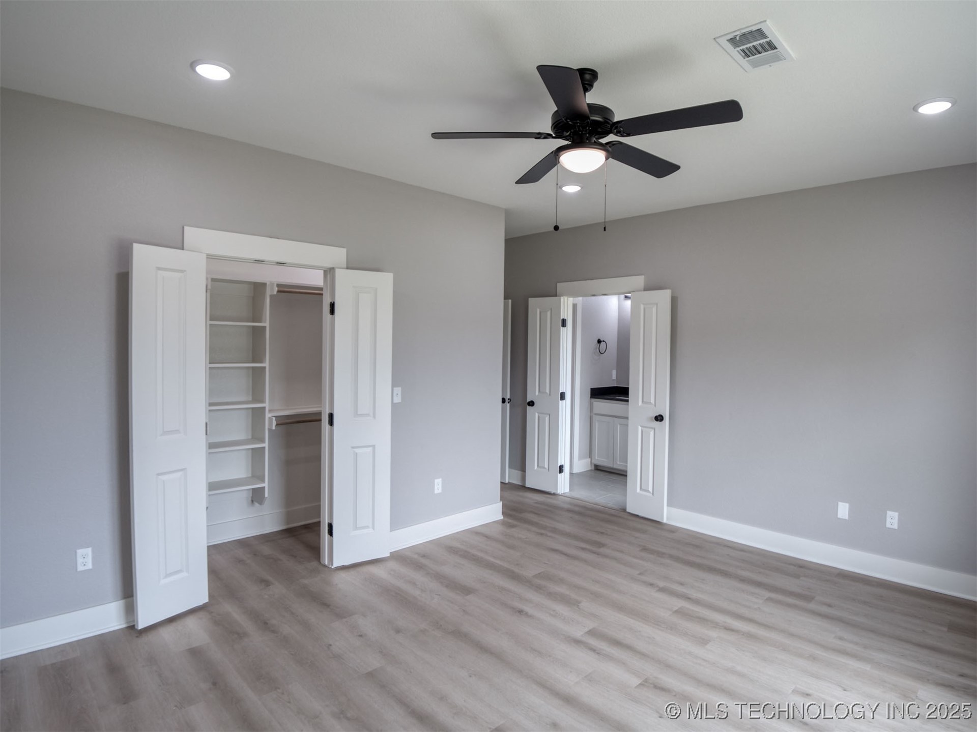 1190 Wild Indigo Circle Property Photo 25