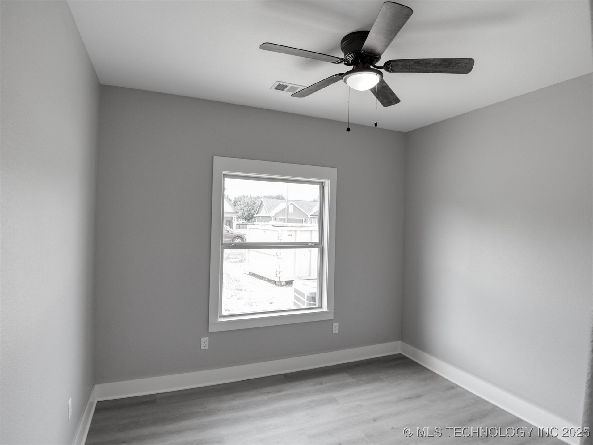 1190 Wild Indigo Circle Property Photo 33