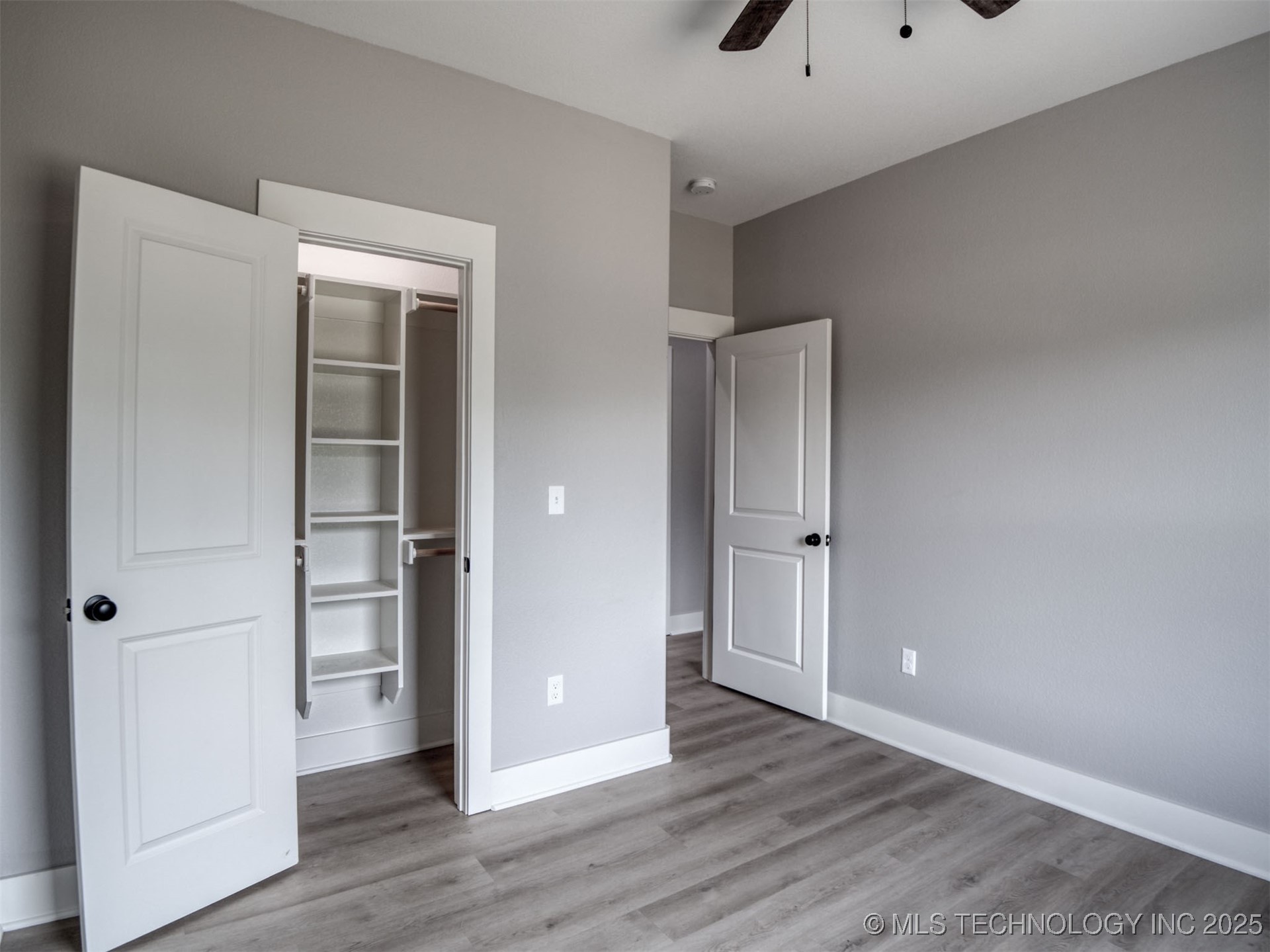 1190 Wild Indigo Circle Property Photo 34