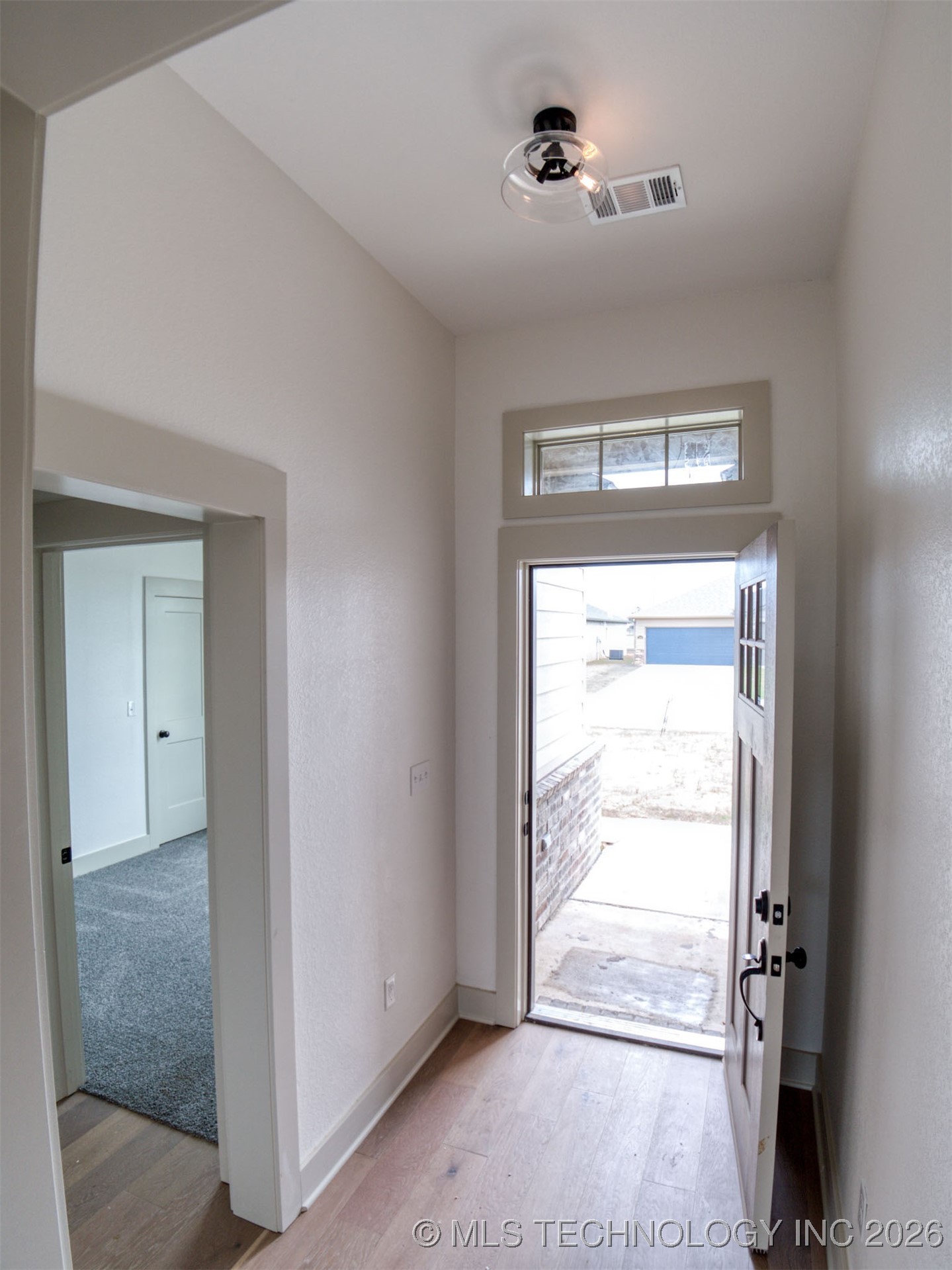 1193 Wild Indigo Circle Property Photo 15