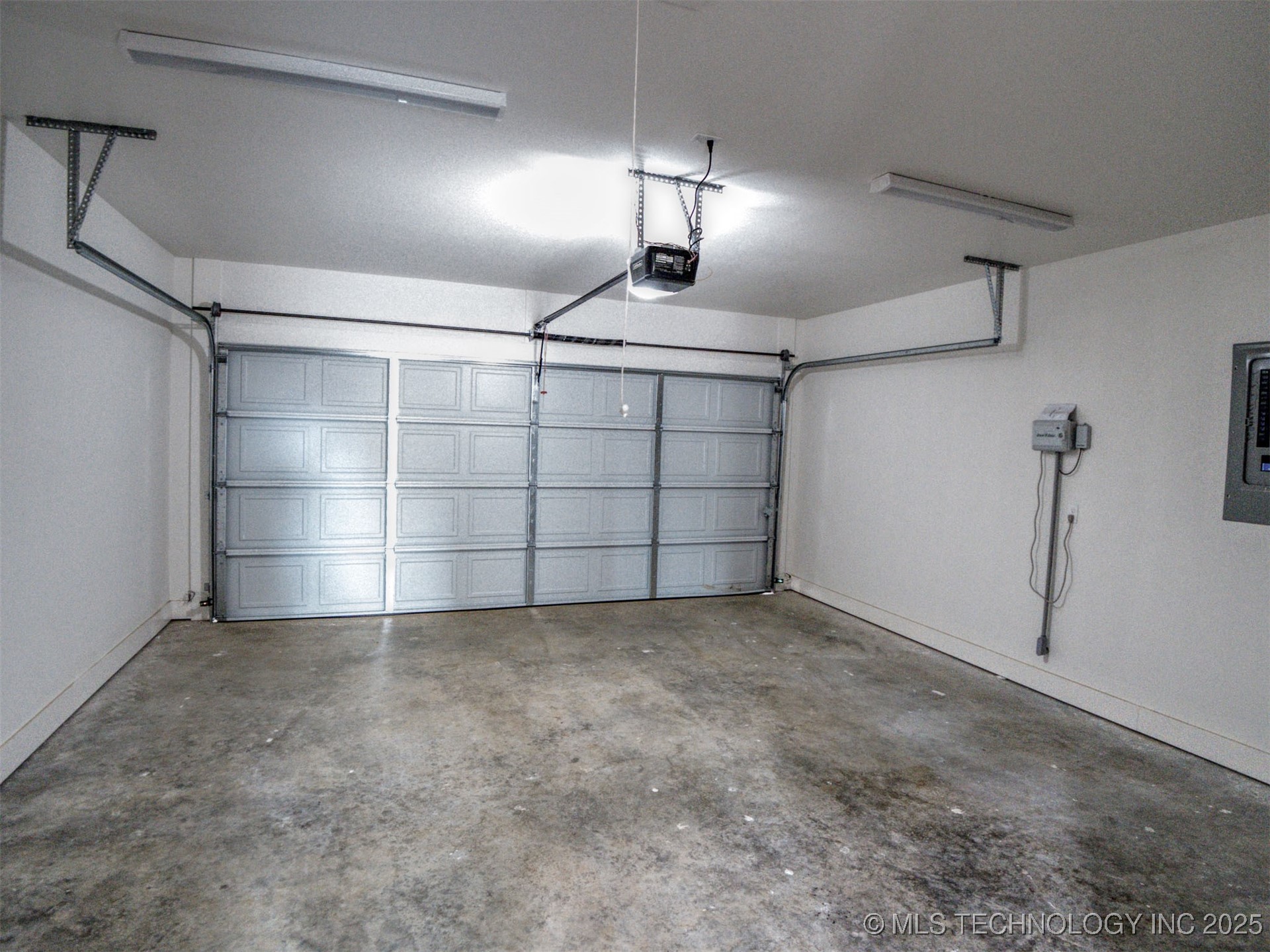 1193 Wild Indigo Circle Property Photo 38