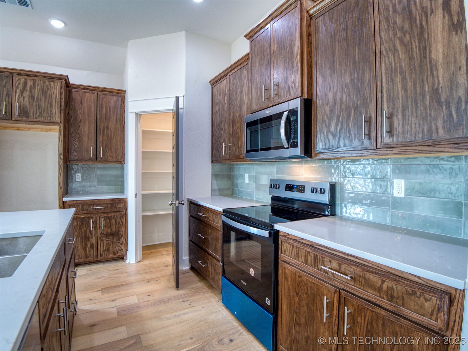 1197 Wild Indigo Circle Property Photo 37