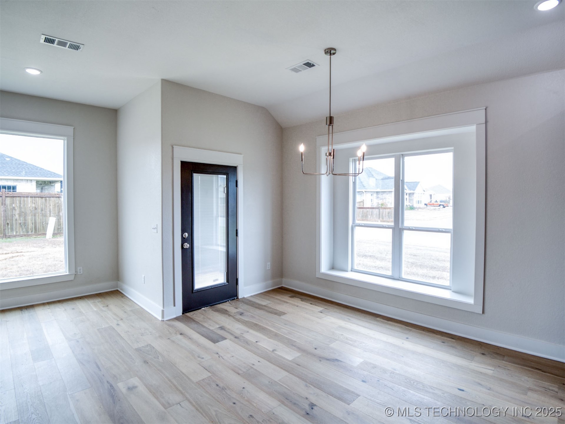 1197 Wild Indigo Circle Property Photo 42